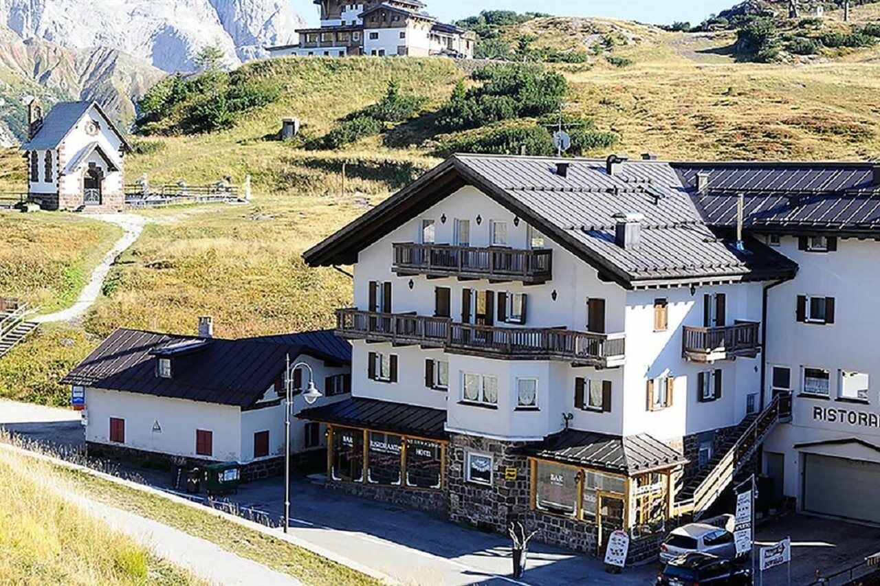 Hotel Alpenrose San Martino Di Castrozza Esterno foto